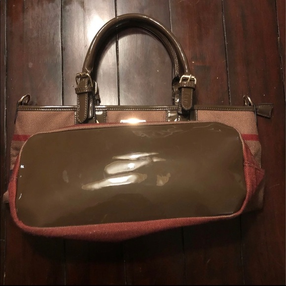 Striped Tote Purse - Picture 4 of 10